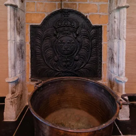 Villa Spacious Retreat In Warizy